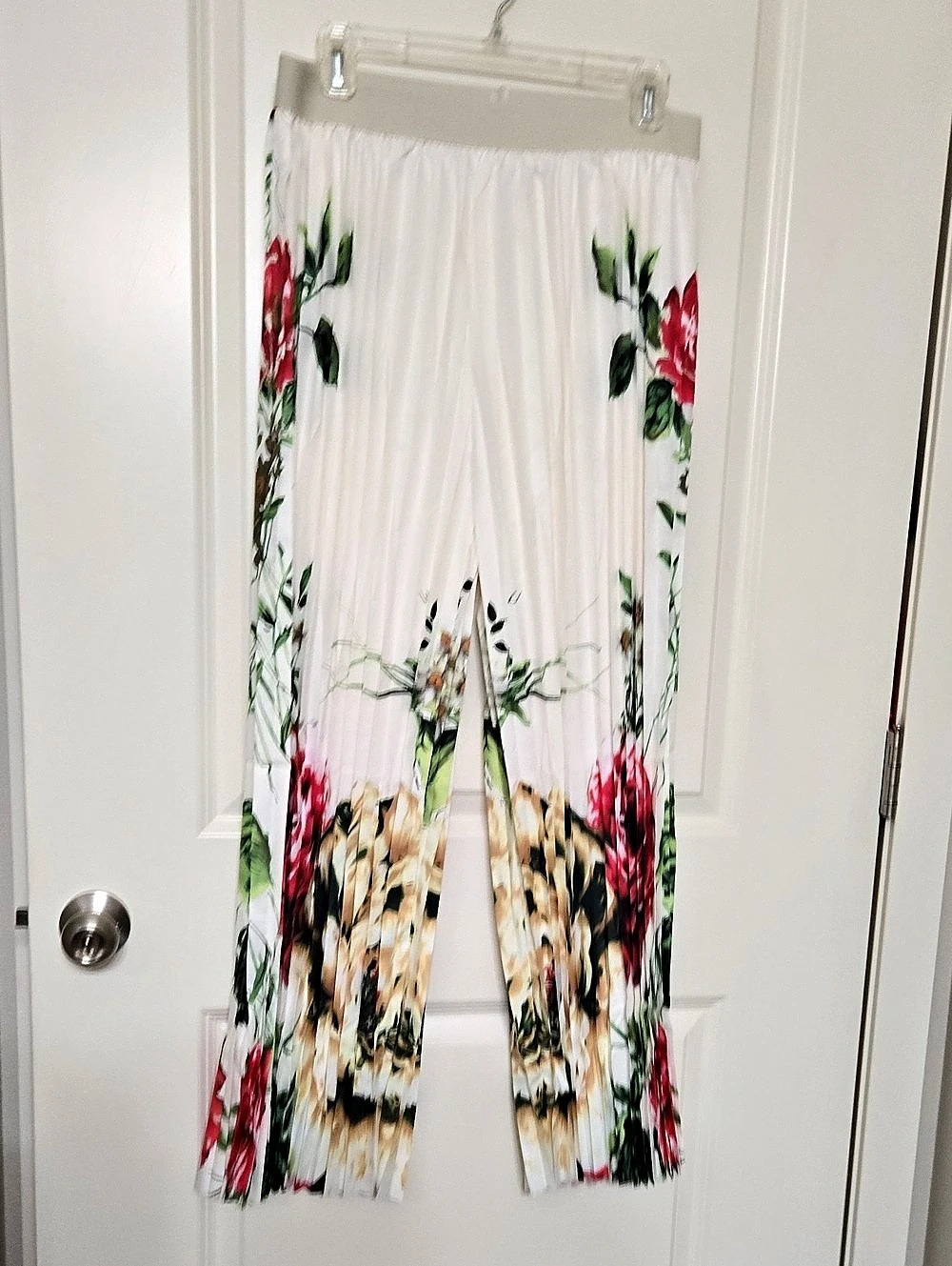 SHEIN Floral Wide Leg Pants in White & Red Size XL (44, 12) Like